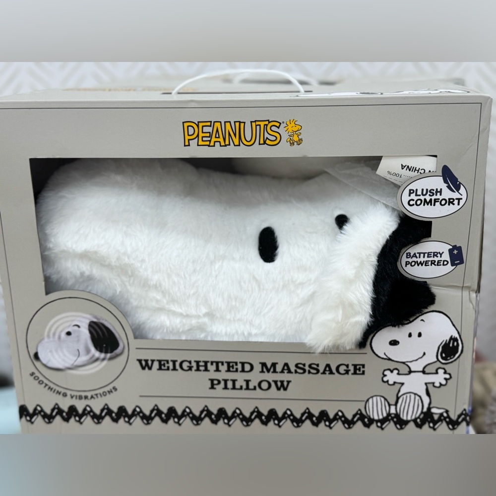 Peanuts White and Black Weighted Massage Pillow